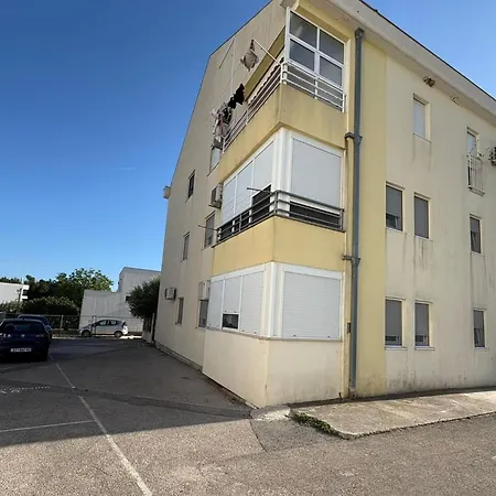 Apartment With Parking Space Kastel Stafilic, - 24501 *